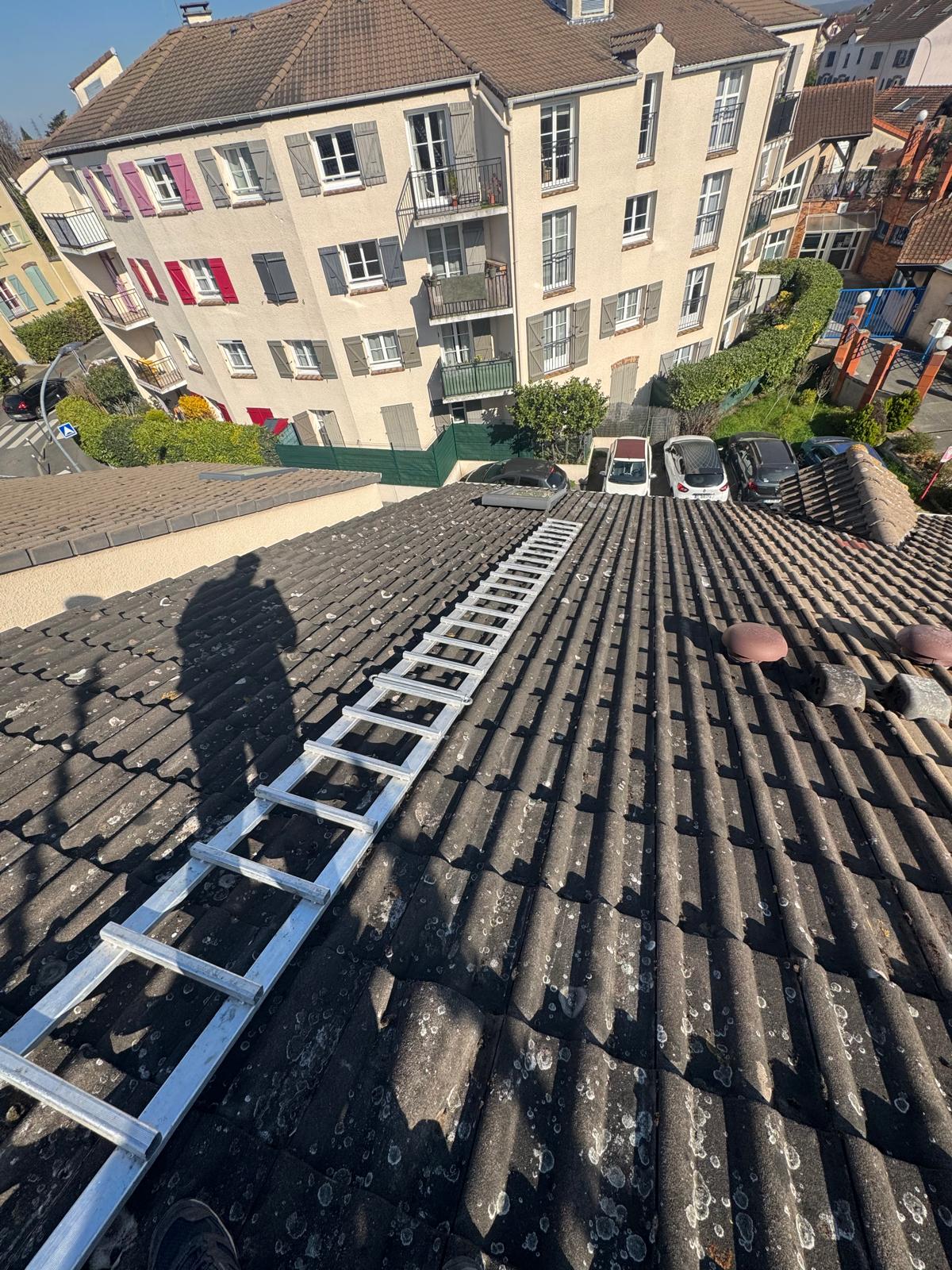 Pose de fenêtre de toit Velux à Saint-Maur-des-Fossés
